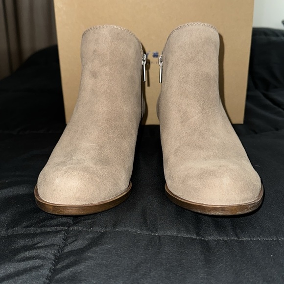 Lucky Brand Basel Bootie Suede - Picture 2 of 11